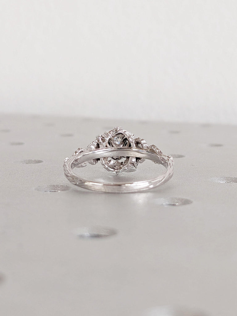 Ivy Leaf Moissanite Ring - Moissanite Leaf Ring - Ivy Leaf Diamond Ring - Ivy Leaf Ring - Twig and Leaf Ring - Nature Promise Ring for Women