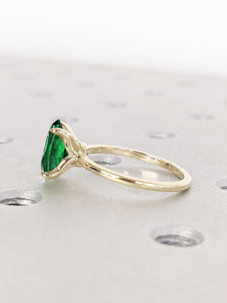 May Birthstone Oval cut Green Emerald Ring | Oval Engagement Ring | Oval Solitaire Ring | Delicate Gold Rings for Women | Tulip Floral Ring