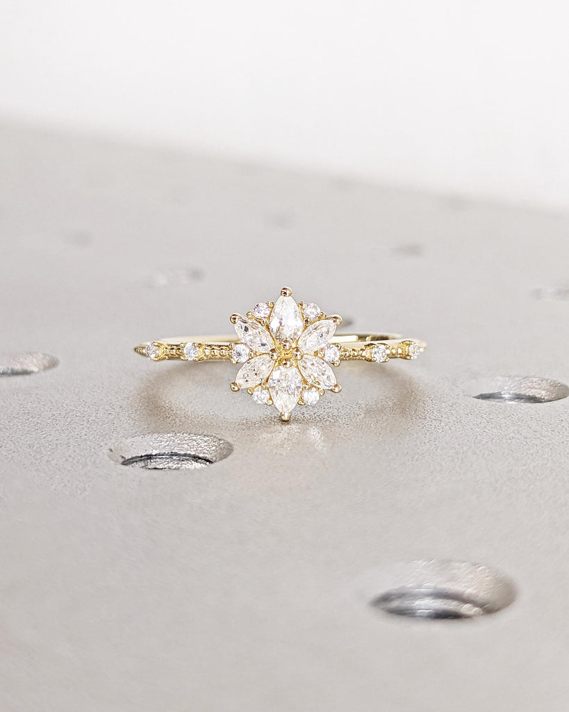14K Gold Flower Lab Grown Diamond Engagement Ring / Lab Diamond Flower Cluster Ring / Daisy Flower Ring / Dainty Floral Promise Ring for Her