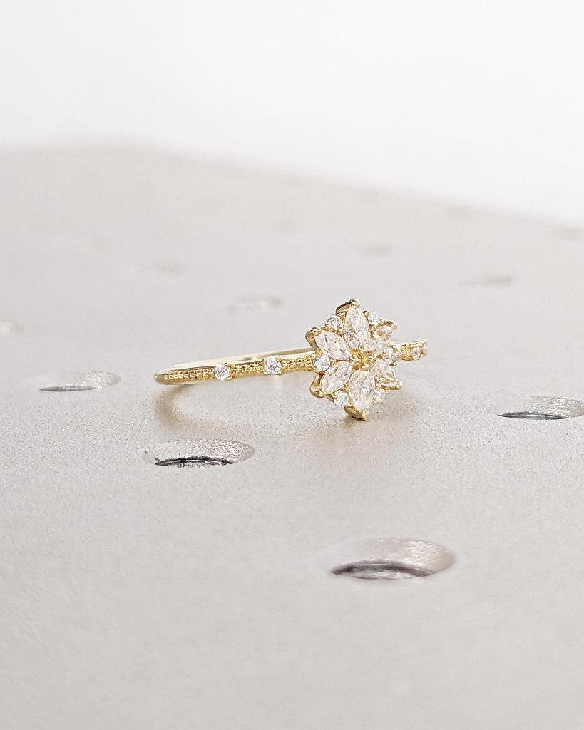 14K Gold Flower Lab Grown Diamond Engagement Ring / Lab Diamond Flower Cluster Ring / Daisy Flower Ring / Dainty Floral Promise Ring for Her