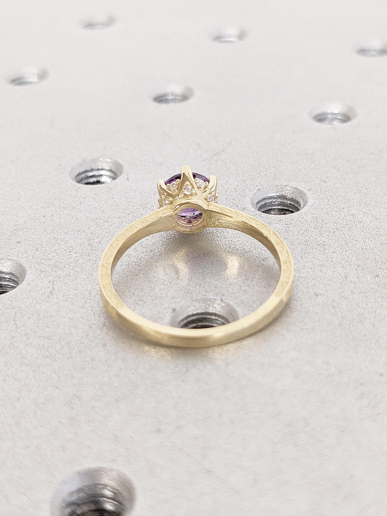 Filigree 14k Yellow Gold Wedding Band | Unique Lab Alexandrite Anniversary Ring | Art Deco Promise Rings for Women | Birthday Gift for Wife