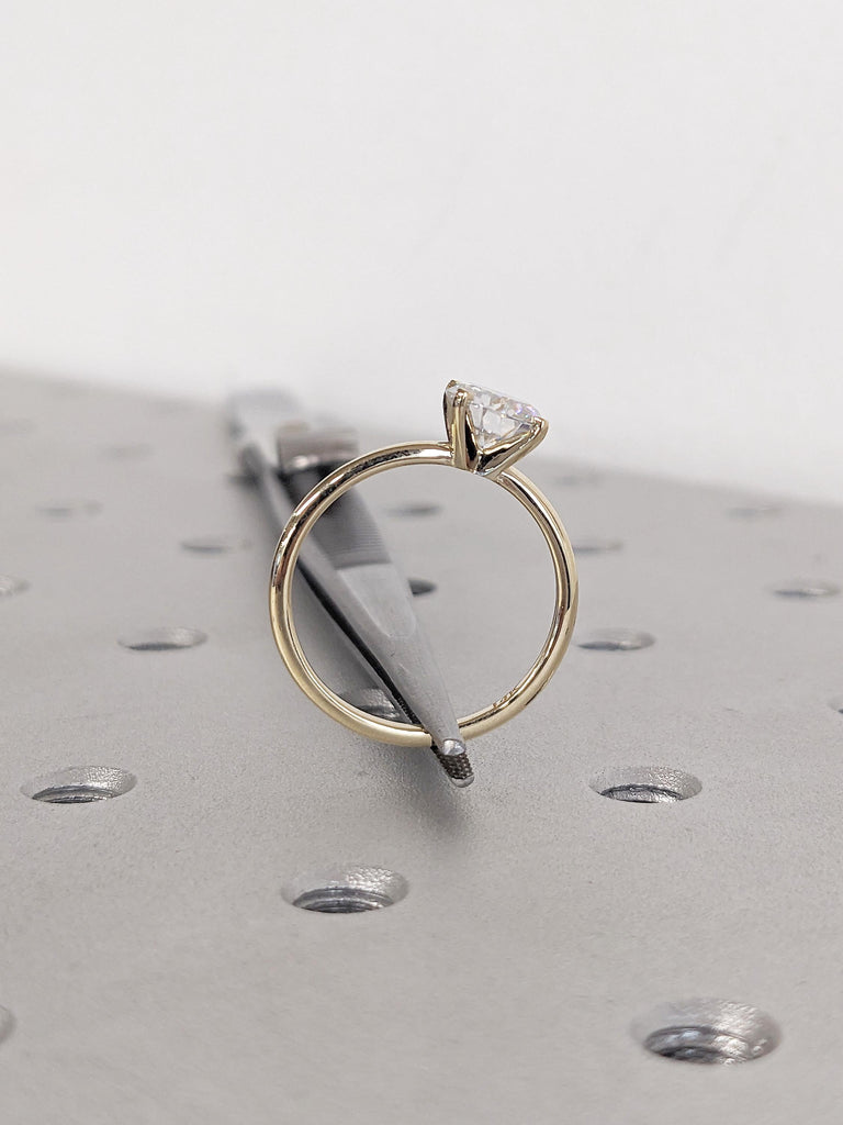 0.5-4ct Moissanite Rings, Round Cut 14k Solid Gold Ring, Comfort Fit Wedding Band, 4 Prong Moissanite Promise Ring, Unique Minimalist Ring
