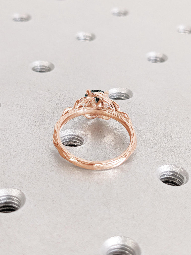 18k Rose Gold Rings for Women | Round Sapphire Solitaire Engagement Ring