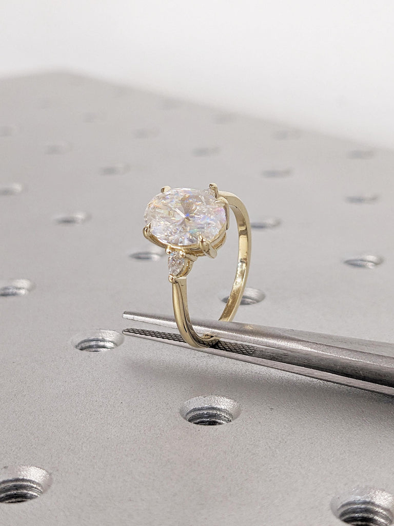 Art Deco Moissanite Anniversary Ring, 14k Solid Gold Oval Engagement Ring, Pear Cut Moissanite Ring, Promise Ring for Her, Statement Ring