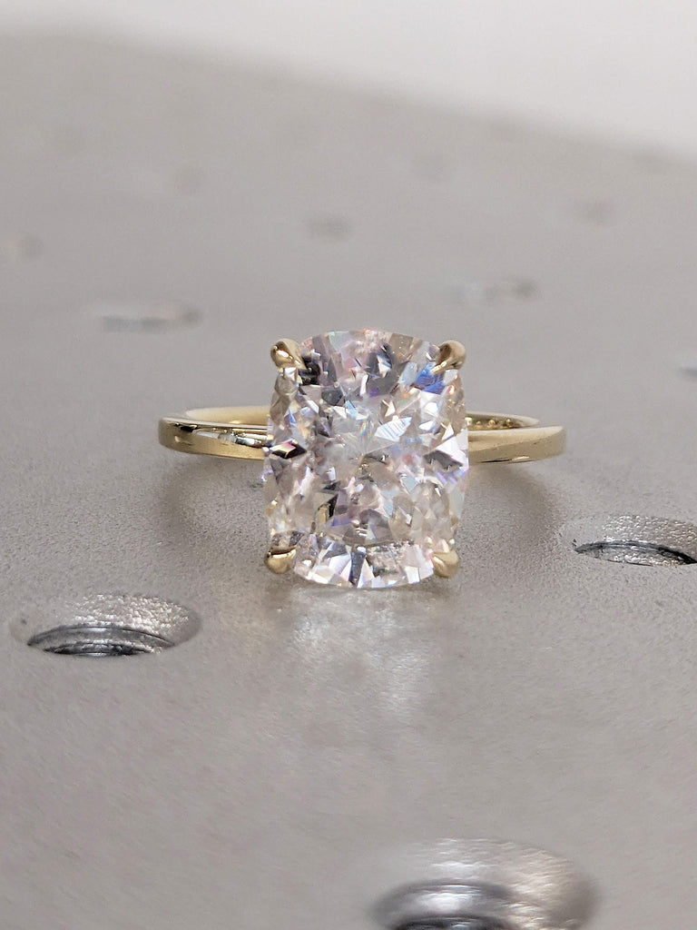 Cushion Cut Moissanite Engagement Ring, 14k Solid Gold Women Wedding Band, Minimalist Ring, Wedding Anniversary Gift for Mom, Proposal Ring