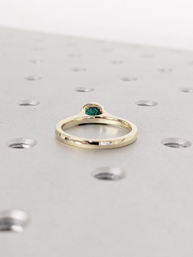 Natural Emerald Ring, Dainty 14k Solid Gold Wedding Ring, Bezel Set Ring with Diamond or Moissanite, Anniversary Ring, Green Gemstone Ring