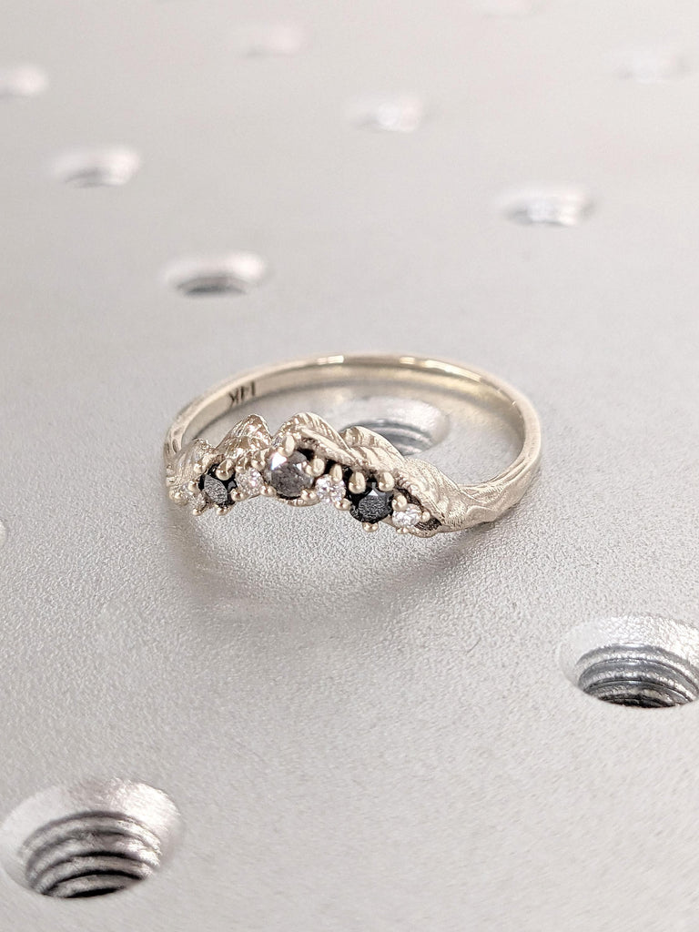 Art Deco Leaf Wedding Band | 14k Gold Natural Inspire Leaf Branch Ring | Custom Ring Anniversary Gift For Her | Black Onyx Diamond Cluster