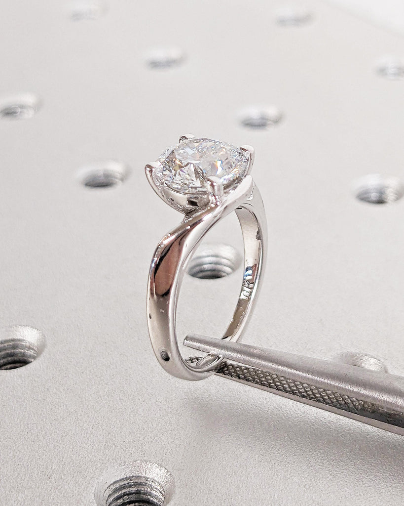 Vintage Moissanite Engagement Ring | White Gold Twist Ring Split Shank | Round Cut Moissanite Wedding Ring | Dainty Moissanite Ring For Her