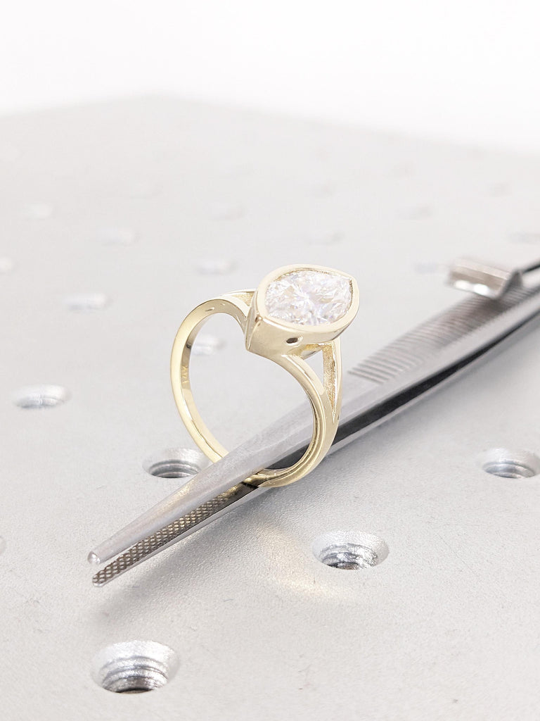 1ct, 2 Carat VVS Moissanite Wedding Anniversary Ring | 14k 18k Real Gold Rings for Women | Minimalist Engagement Ring | Handmade Bridal Ring