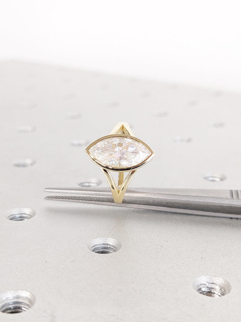 2 Carat Moissanite Ring | VVS Moissanite Marquise cut Engagement Ring