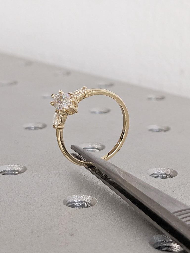 Dainty 14k Gold Women Wedding Ring, Marquise Moissanite Ring, Art Deco Moissanite Anniversary Rings for Women, Unique Tapered Baguette Ring