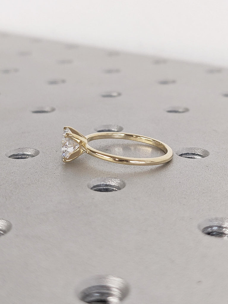 Lab Grown Diamond Anniversary Ring, Round Cut 14k Solid Gold Wedding Rings for Women, 4 prong Comfort Fit Proposal Ring, Simple Diamond Ring
