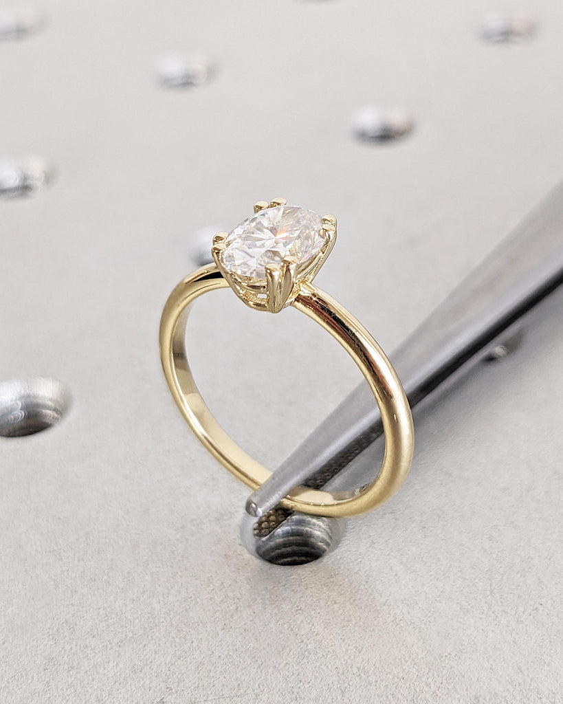 Oval Solitaire Engagement Ring / Colorless Moissanite Engagement Ring / Double Prong Oval Cut Ring / Solid Gold Ring / Wedding Ring for Her