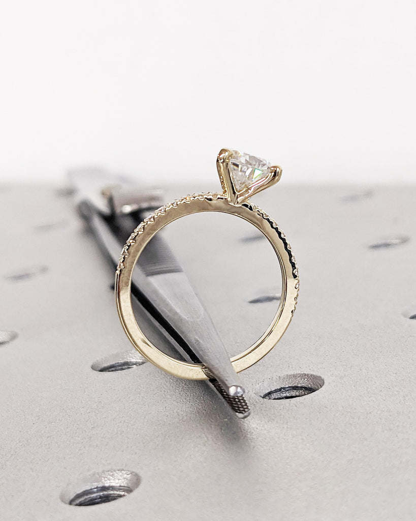 14K Solid Gold Moissanite Pear Ring for Women, Pave Set Side Moissanite Wedding Ring, 3-Prong, Pear Moissanite Solitaire Ring, Promise Ring