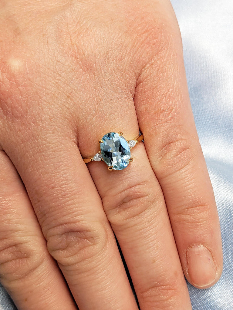 Oval Aquamarine Ring, Dainty Solid Gold Anniversary Ring, Art Deco Women Wedding Ring, Blue Gemstone Ring, Wedding Anniversary Gift for Wife
