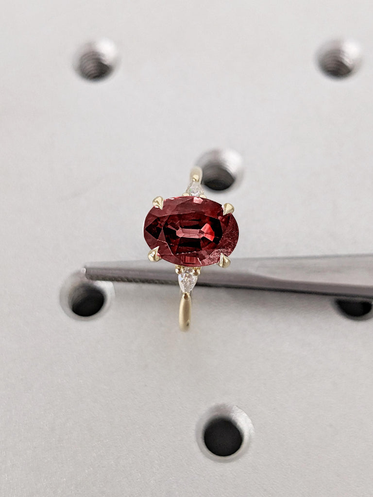 Dainty Ruby Ring, Oval Engagement Ring, 14k Yellow Gold Promise Ring for Her, Lab Ruby Women Wedding Ring, Gold Statement Ring, Ruby Jewelry