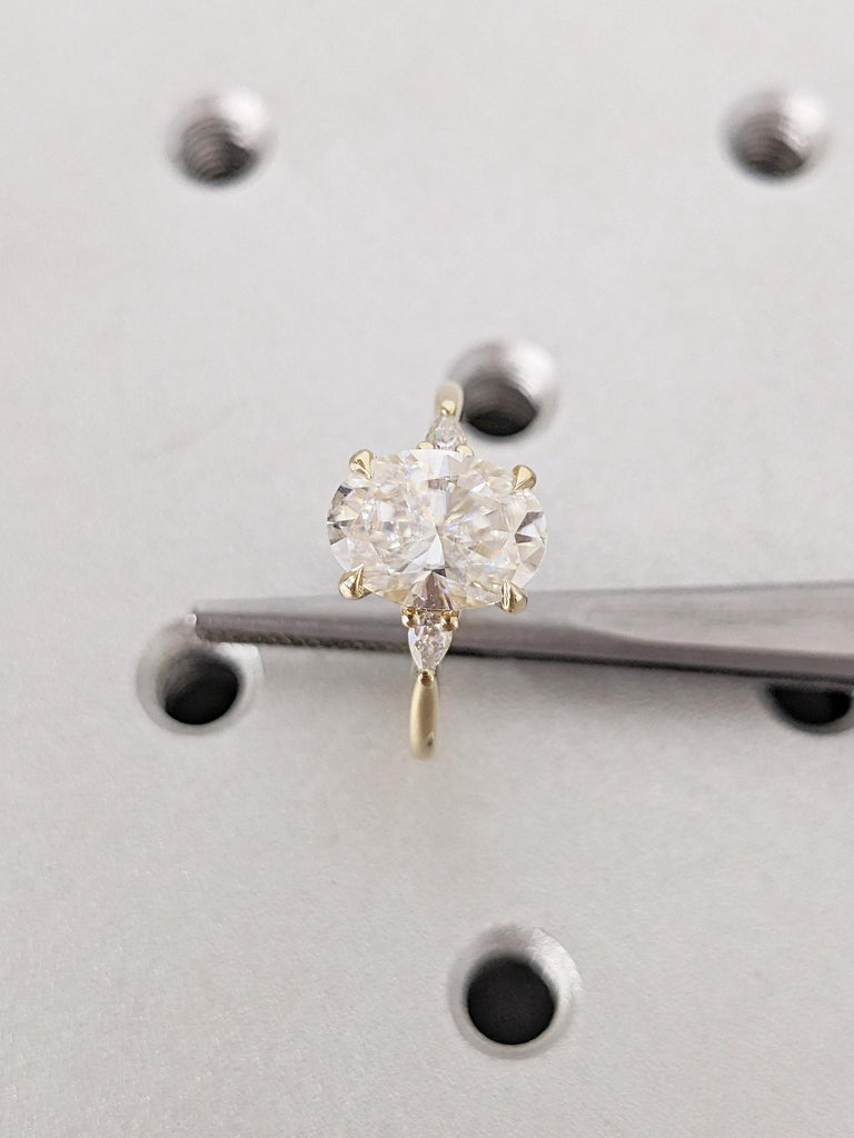 Unique Anniversary Rings for Women, Vintage 14k Solid Gold Ring, Oval 2 Carat Lab Grown Diamond Ring, Pear Lab Diamond Ring, Engagement Gift
