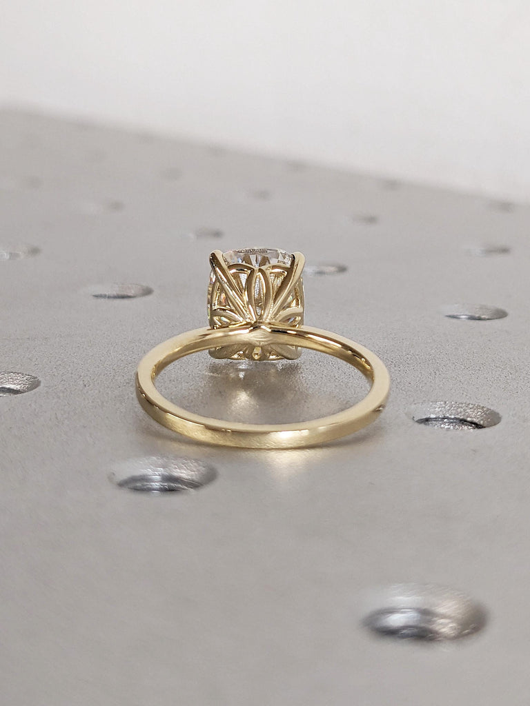 Cushion Cut Moissanite Engagement Ring, 14k Solid Gold Women Wedding Band, Minimalist Ring, Wedding Anniversary Gift for Mom, Proposal Ring