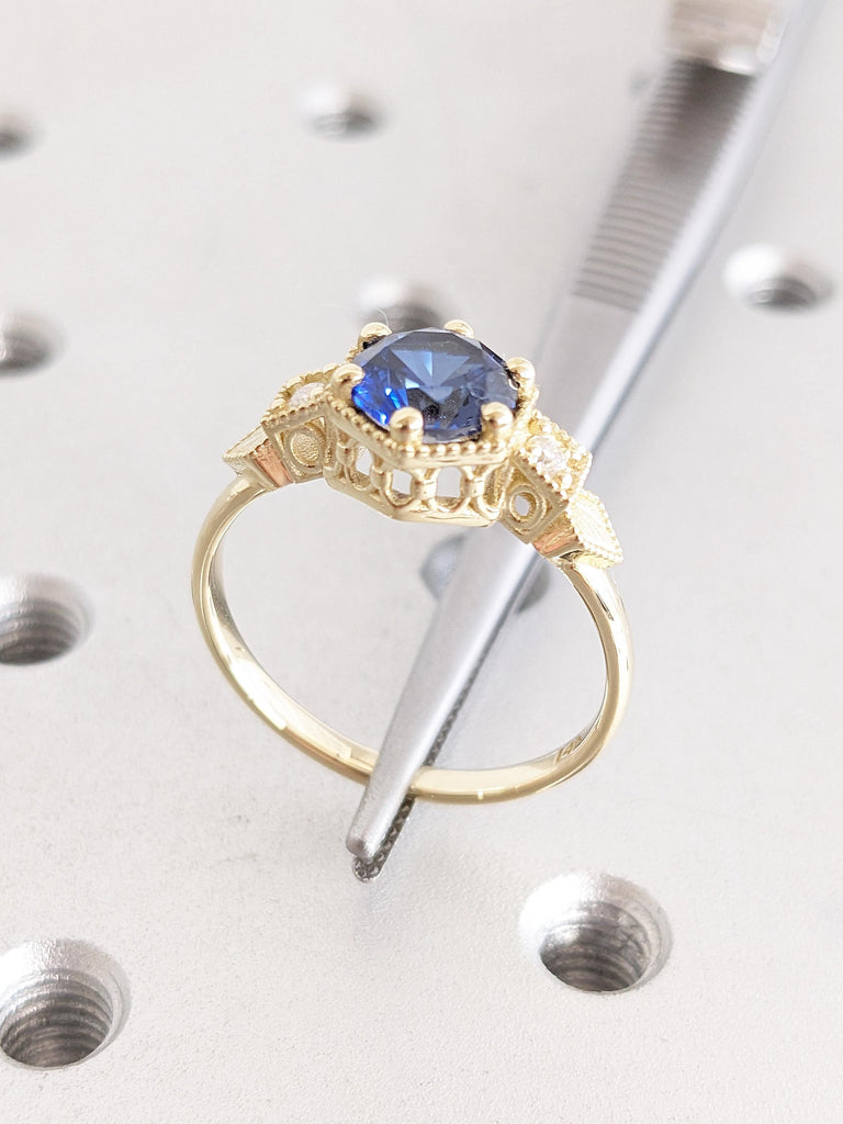 Blue Sapphire Ring, Milgrain Solid Gold Ring, Lab Sapphire Engagement Ring, Art Deco Round Sapphire Ring, Birthstone Jewelry, Bridal Ring