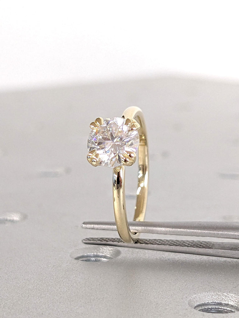 1ct, 2CT Round Cut Moissanite Engagement Ring | 14k 18k Yellow Gold Wedding Band Comfort Fit | Unique Double Claws Solitaire Ring | Woman Promise Ring