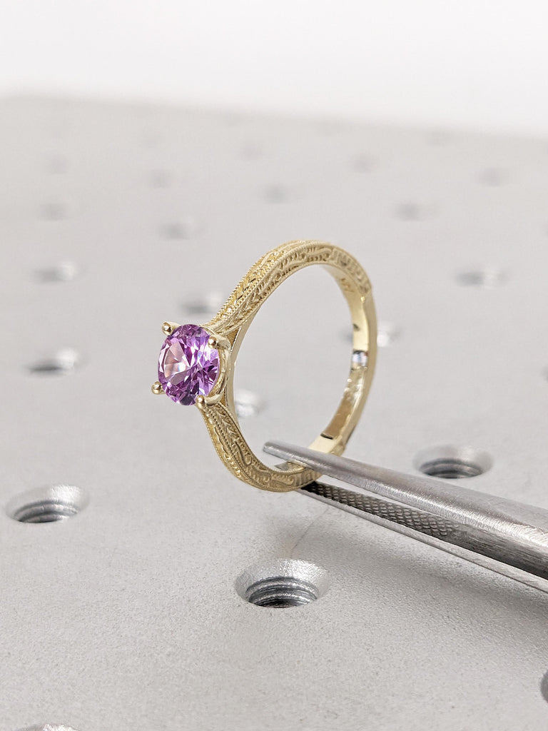 Round Alexandrite Engagement Ring, Filigree 14K Yellow Gold Wedding Ring, Vintage Lab Alexandrite Ring, June Birthstone Ring, Gift for Women