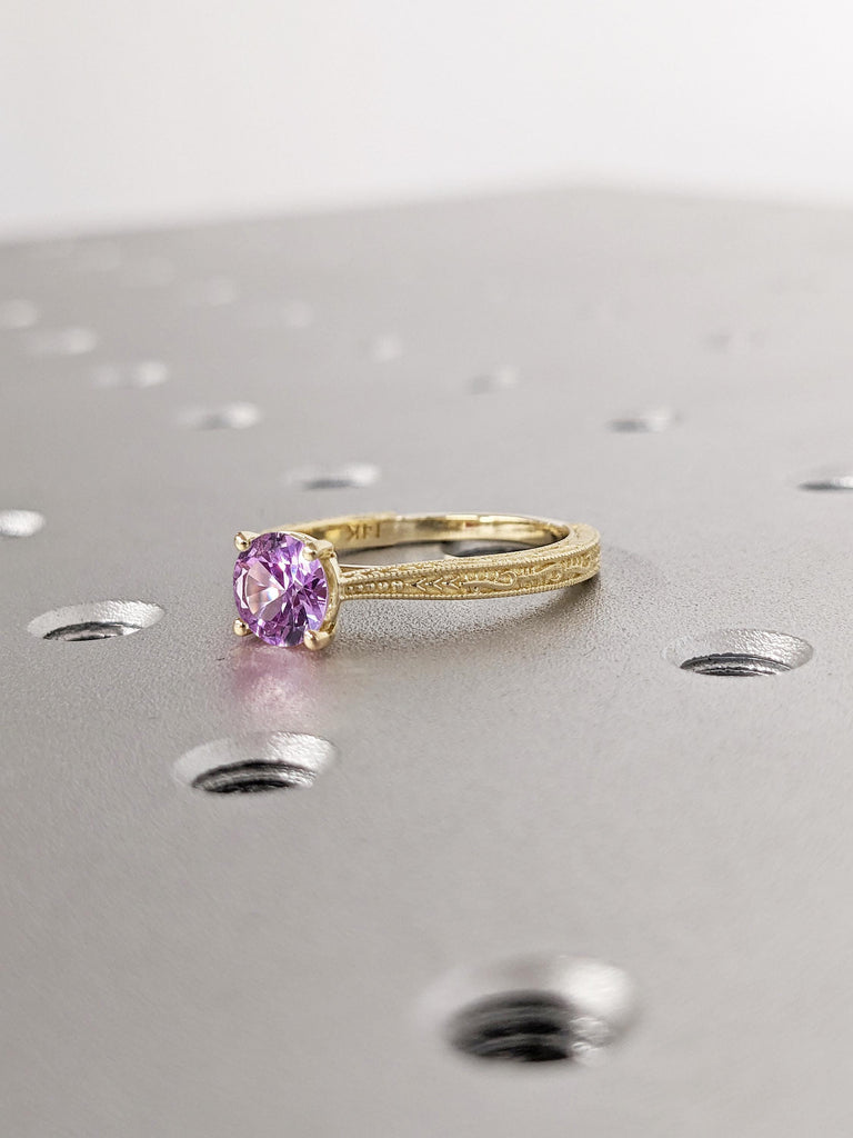 Round Alexandrite Engagement Ring, Filigree 14K Yellow Gold Wedding Ring, Vintage Lab Alexandrite Ring, June Birthstone Ring, Gift for Women
