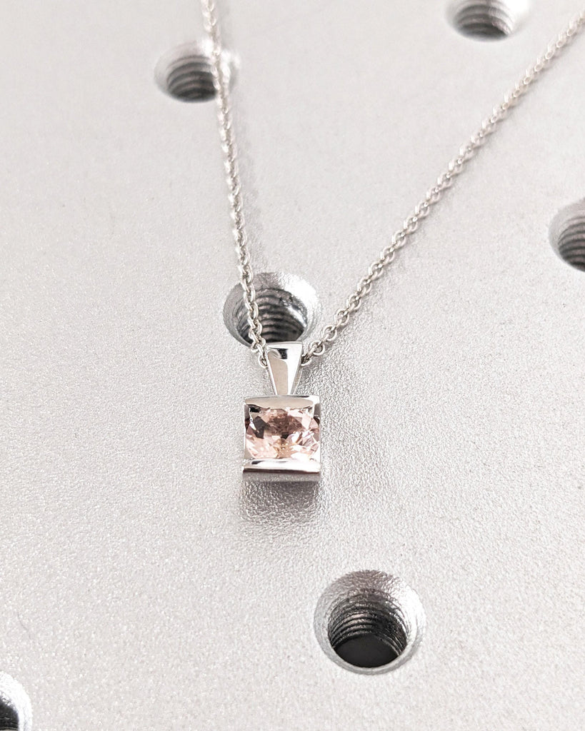 Round Pendant Necklace | Pink Morganite Gold Chain Necklace for Women | 18k Gold Necklace | Birthstone Jewelry | 38, 42, 45cm Gold Chain