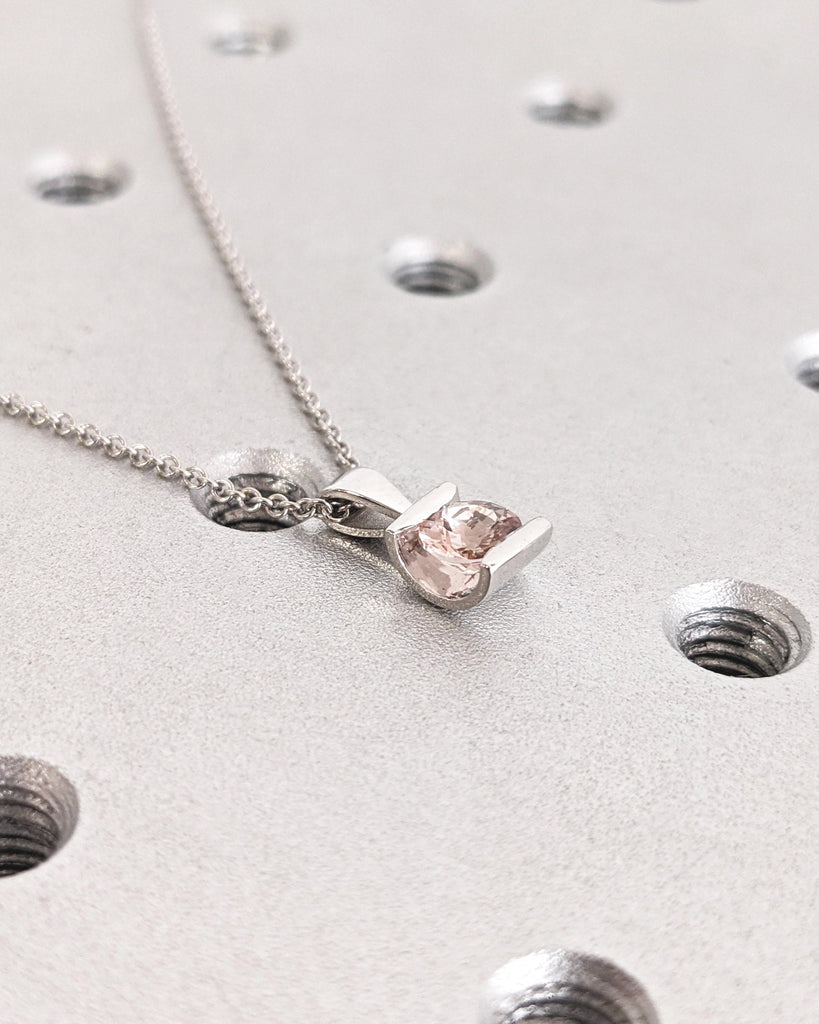 Gold Necklace Women | Round Morganite Pendant