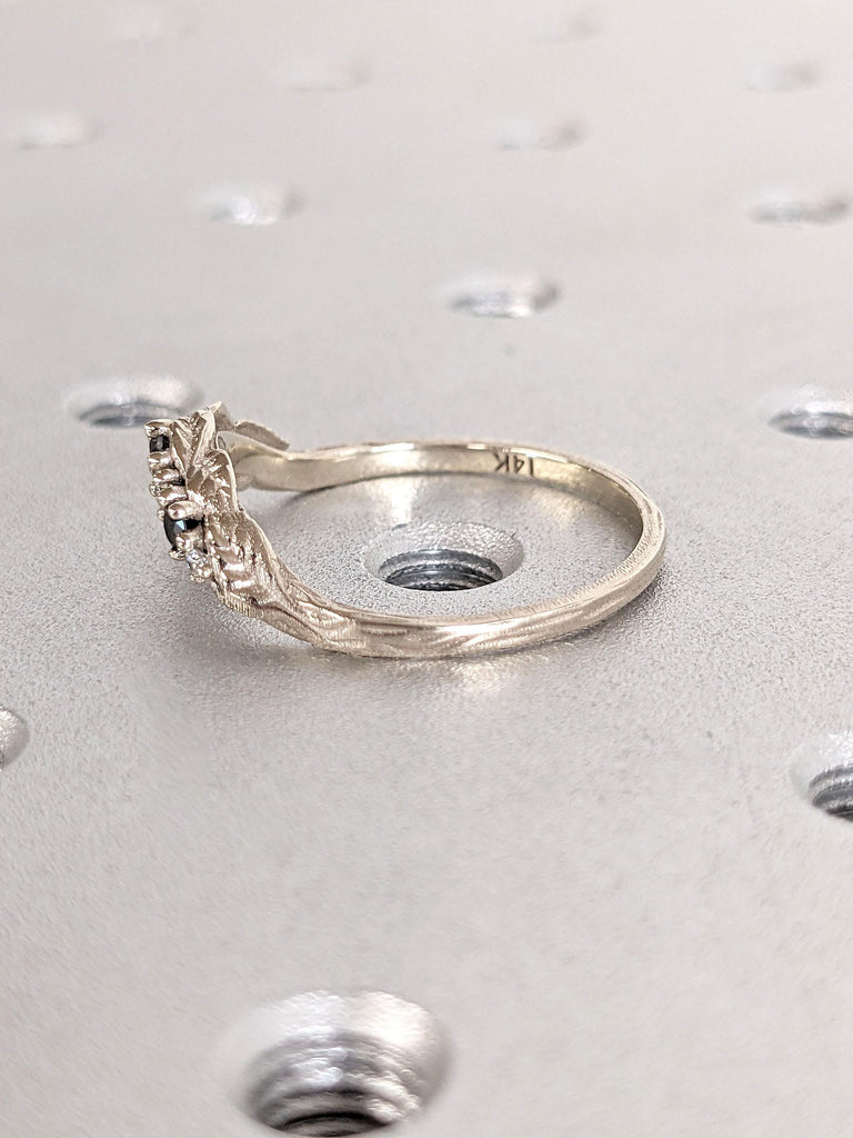 Art Deco Leaf Wedding Band | 14k Gold Natural Inspire Leaf Branch Ring | Custom Ring Anniversary Gift For Her | Black Onyx Diamond Cluster
