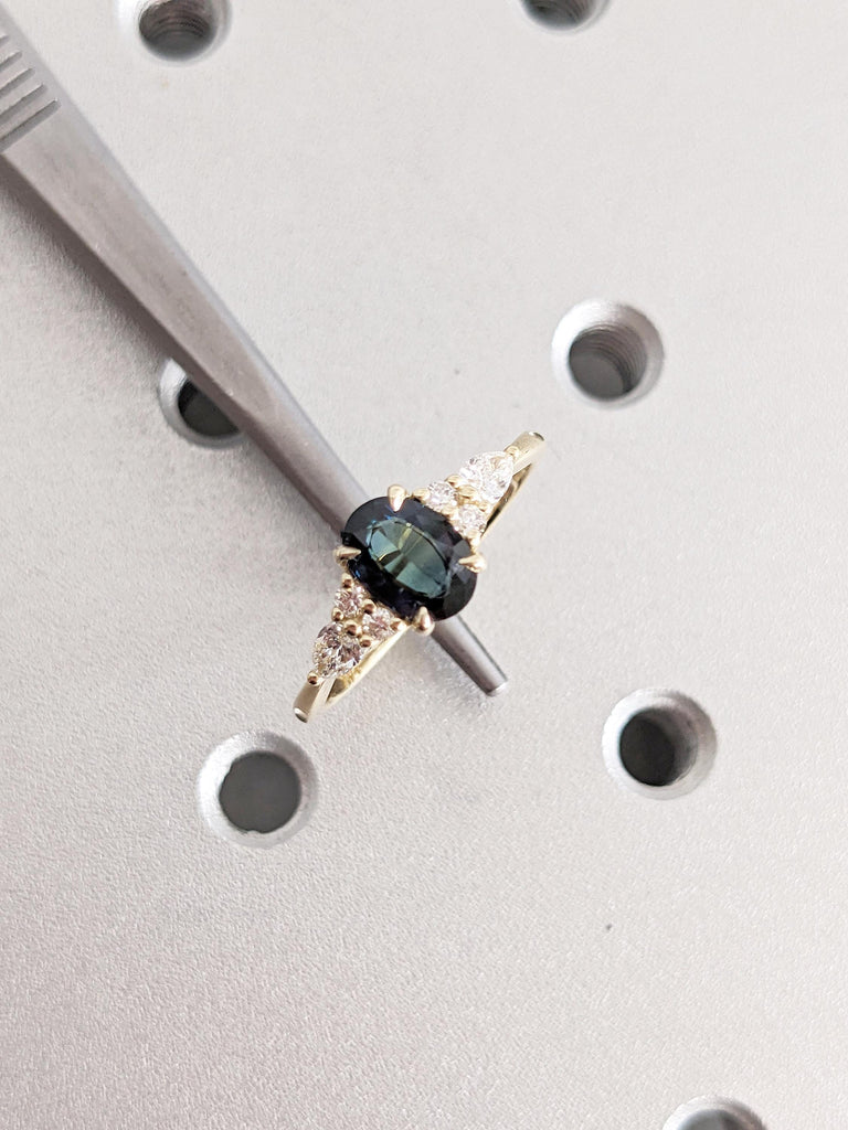 Art Deco Montana Sapphire Ring, Dainty 14k Solid Gold Oval Engagement Ring, Vintage Diamond Cluster Ring, One of a Kind Teal Sapphire Ring