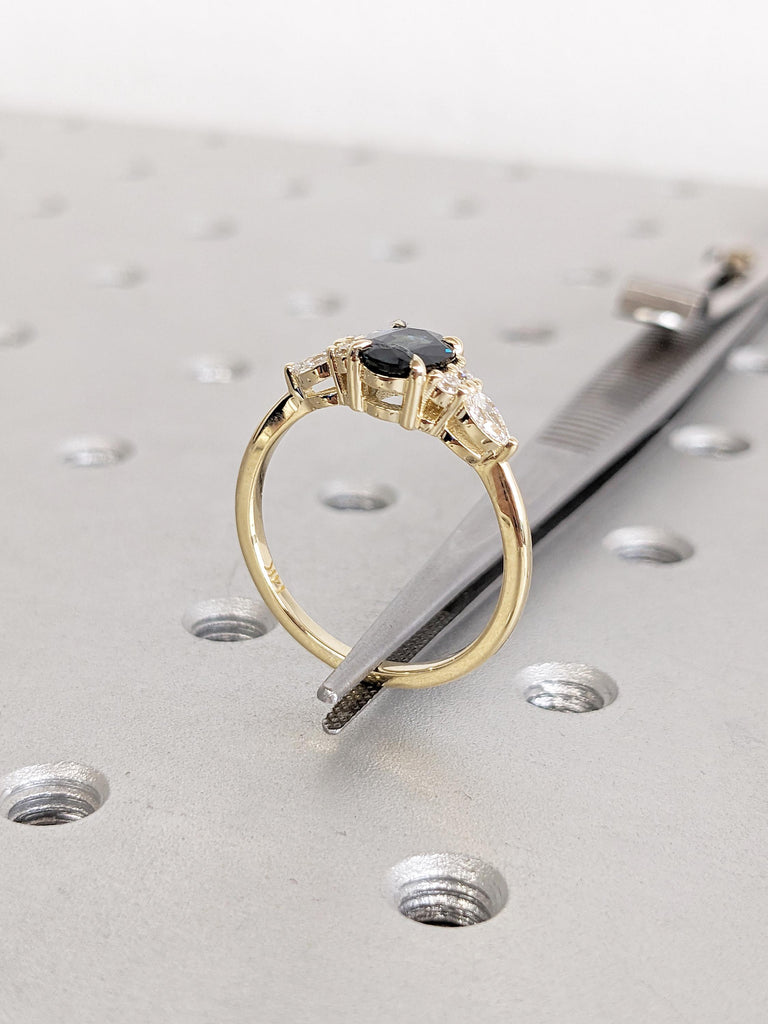 Art Deco Montana Sapphire Ring, Dainty 14k Solid Gold Oval Engagement Ring, Vintage Diamond Cluster Ring, One of a Kind Teal Sapphire Ring