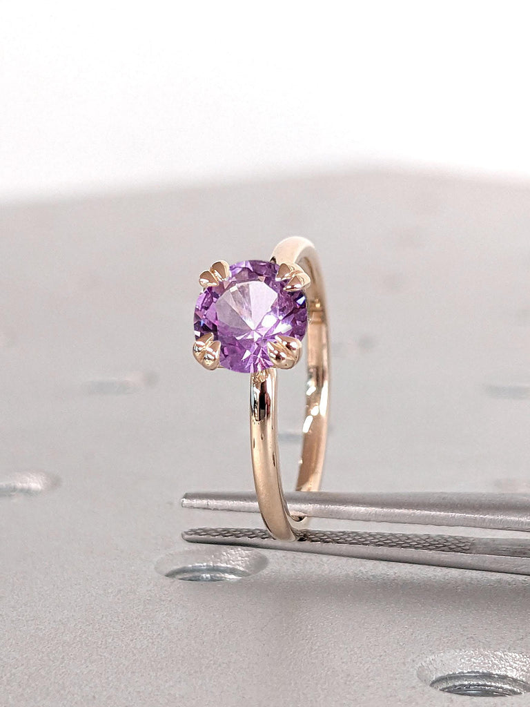Round Engagement Ring in 14k Solid Gold / 1, 1.5, 2 CT Purple Alexandrite Engagement Rings / Double Claws Prong Solitaire Ring / Gold Promise Ring