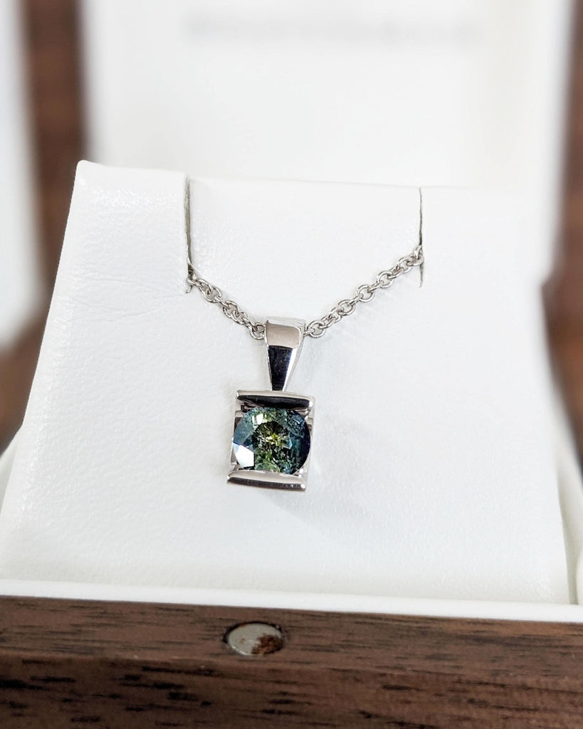 Natural Peacock Sapphire Round Pendant Necklace | 18k Gold Necklace for Women | Solitaire Necklace Gift for Her | 38, 42, 45cm Gold Chain