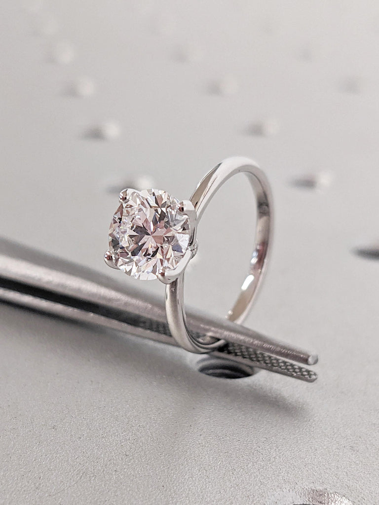 Lab Grown Diamond Engagement Ring, Dainty 18k White Gold Solitaire Ring, Unique Lab Diamond Ring, Round Diamond Ring, Simple Rings for Women