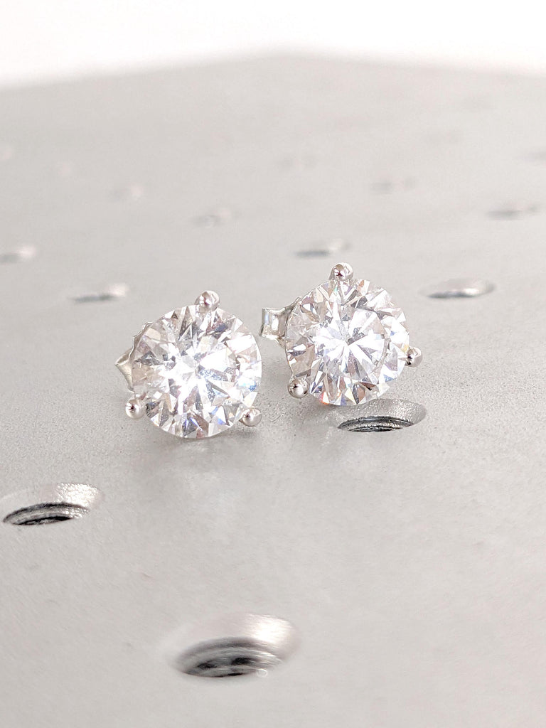 Best Man Made Diamond Earrings for Her | 14k White Gold Round Stud Earrings | Bridal Gift for Her | Lab Grown Diamond Three Prong Martini Studs Wedding Earrings