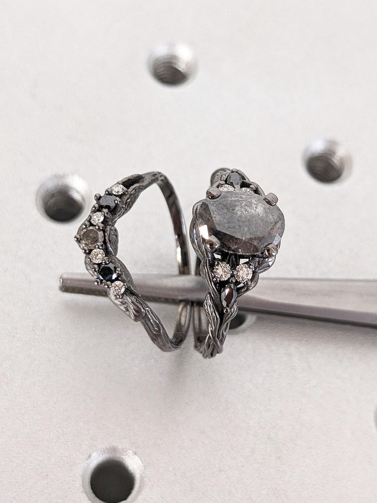 Gothic Curve Wedding Band | Black and White Diamond Cluster Ring | 14k Black Gold Ring | Handmade Ring | Twig Branch Leaf Ring