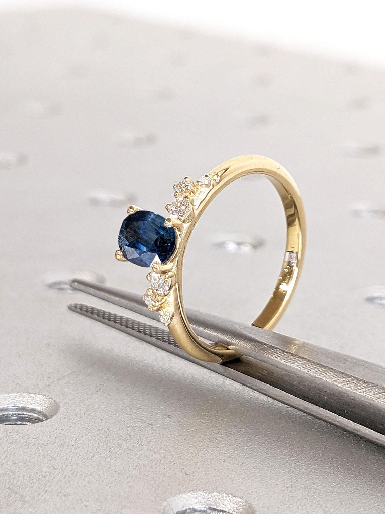 Blue Sapphire Gemstone Engagement Ring, Custom 1-carat Sapphire and Diamond Engagement Ring, Women Wedding Ring Anniversary Gift