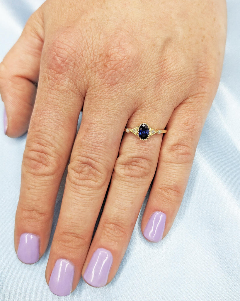 Vintage Blue Lab Sapphire Ring, 14K Solid Gold Bezel Set Ring, Oval Cut Sapphire and Diamond Engagement Ring, Antique Milgrain Art Deco Ring