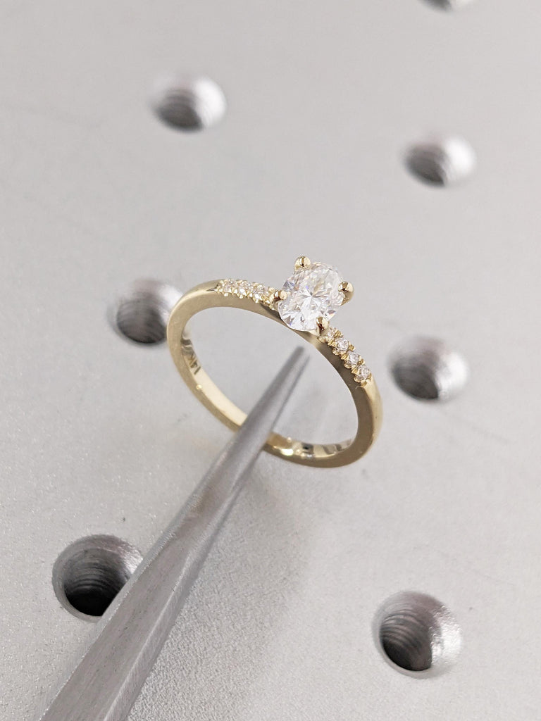Lab Grown Diamond Engagement Ring, Solid Gold Ring, Oval Lab Diamond Ring, Promise Ring for Her, Minimalist Ring, Wedding Rings for Women