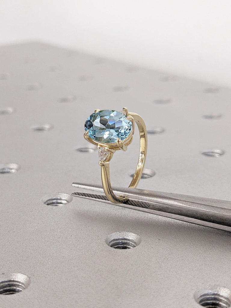 Oval Aquamarine Ring, Dainty Solid Gold Anniversary Ring, Art Deco Women Wedding Ring, Blue Gemstone Ring, Wedding Anniversary Gift for Wife
