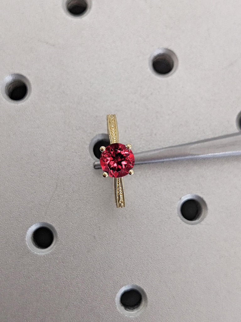 Vintage Ruby Engagement Ring, Round 14k Solid Gold Ring for Women, Filigree Lab Ruby Ring, Milgrain Women Wedding Ring, Solitaire Ruby Rings