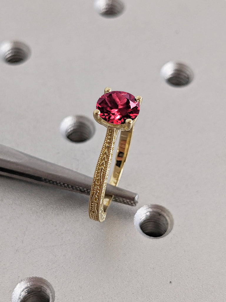 Vintage Ruby Engagement Ring, Round 14k Solid Gold Ring for Women, Filigree Lab Ruby Ring, Milgrain Women Wedding Ring, Solitaire Ruby Rings