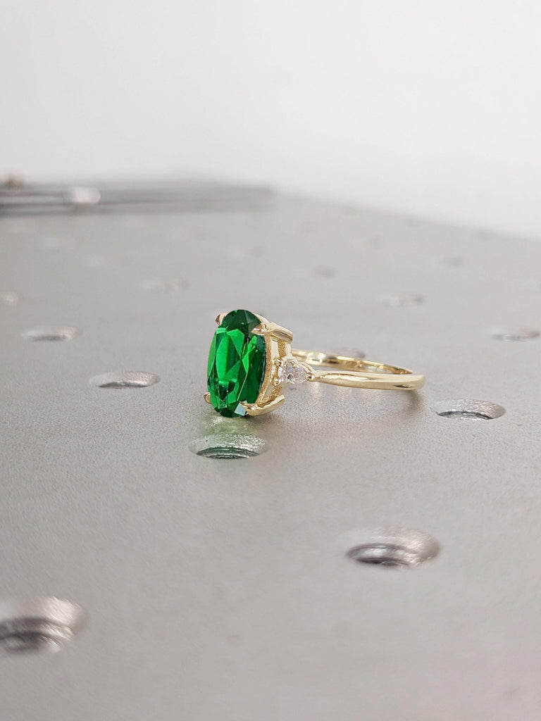 14k Solid Gold Emerald Engagement Ring, Vintage Emerald Ring for Women, Three Stone Ring, Oval Promise Ring, Art Deco Proposal Gemstone Ring image #4