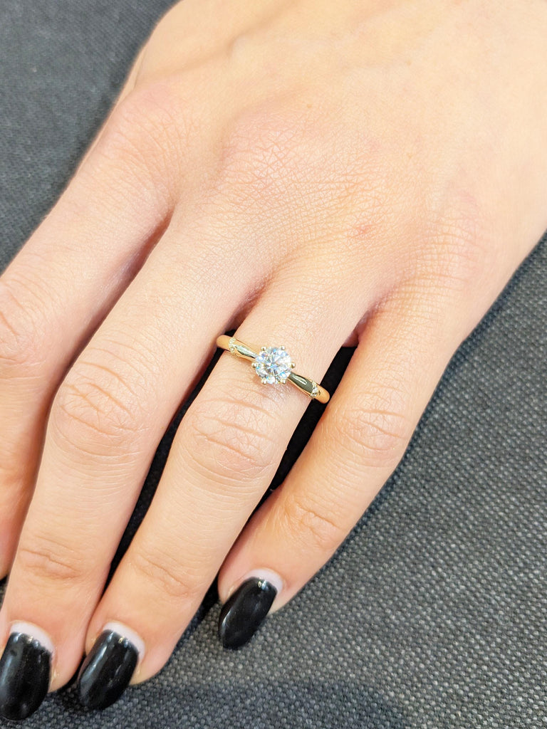 Round Moissanite Engagement Ring, Dainty 14k Solid Gold Ring, Solitaire Moissanite Rings for Women, Gift for Girlfriend, Women Wedding Ring