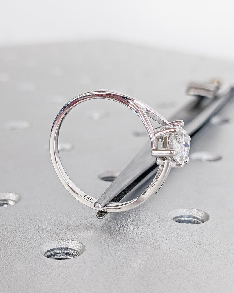 Pear Cut Moissanite Split Shank Gold Ring Classic Solitaire Engagement Ring, Twisted Band Vintage Moissanite Ring, Gift for Her, Minimalist