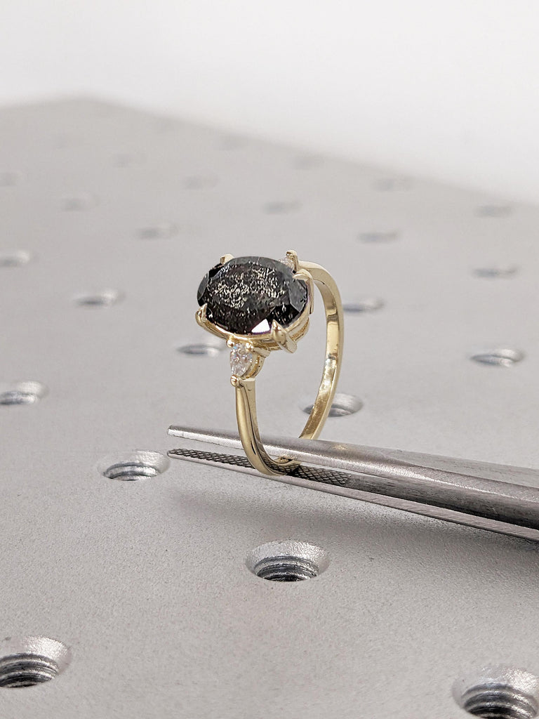 Salt and Pepper Diamond Ring, Art Deco Solid Gold Statement Ring, Oval Engagement Ring, Diamond Anniversary Ring, Unique Bridal Gift for Her