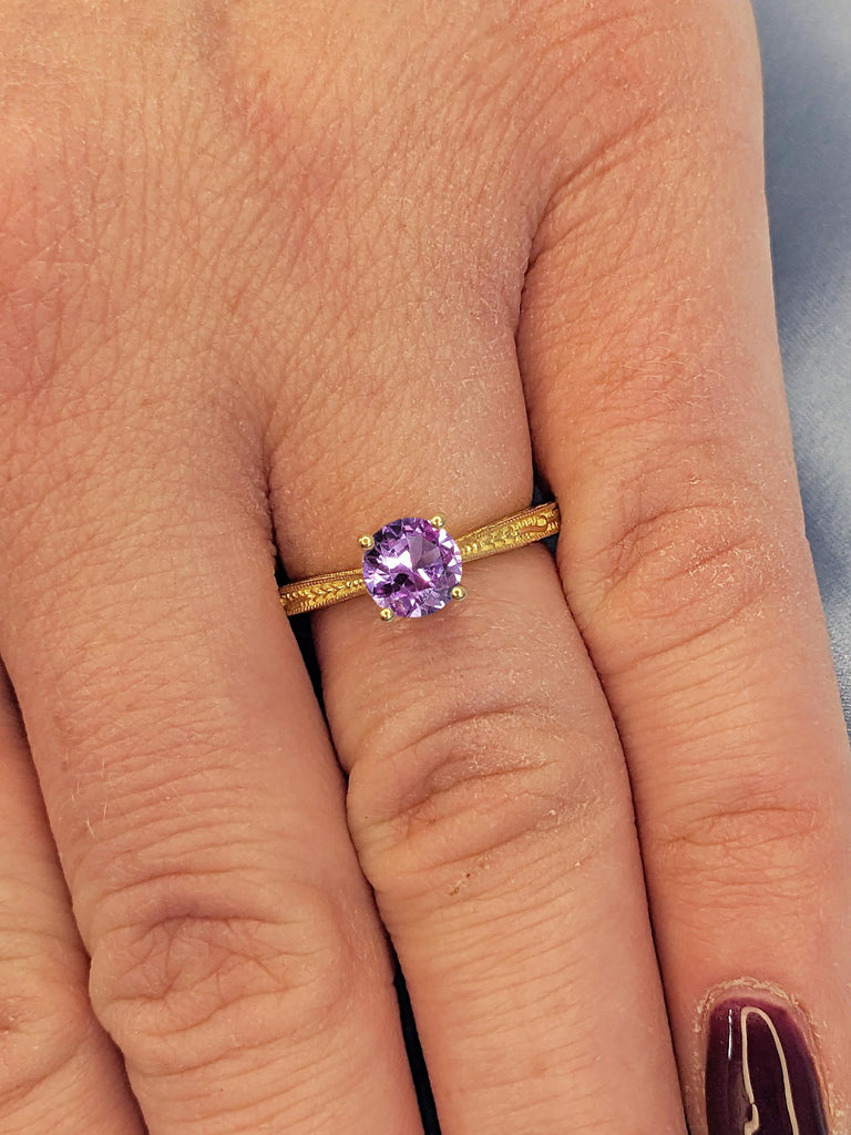 Round Alexandrite Engagement Ring, Filigree 14K Yellow Gold Wedding Ring, Vintage Lab Alexandrite Ring, June Birthstone Ring, Gift for Women