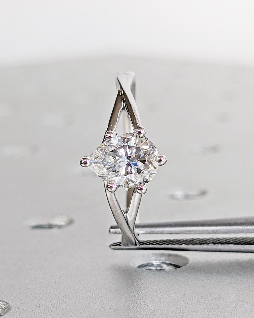 1ct Pear Cut Lab Grown Diamond Solitaire Engagement Ring, IGI Certified Pear Diamond Wedding Ring Split Shank Unique Twisted Band Solid Gold