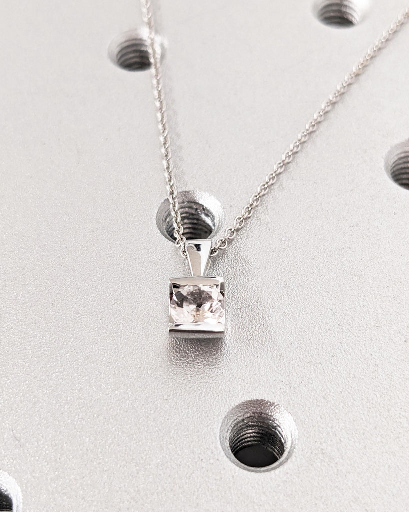 D/F VVS Lab Grown Diamond Round Pendant Necklace | 18k Gold Necklace for Women | Solitaire Necklace Gift for Her | 38, 42, 45cm Gold Chain