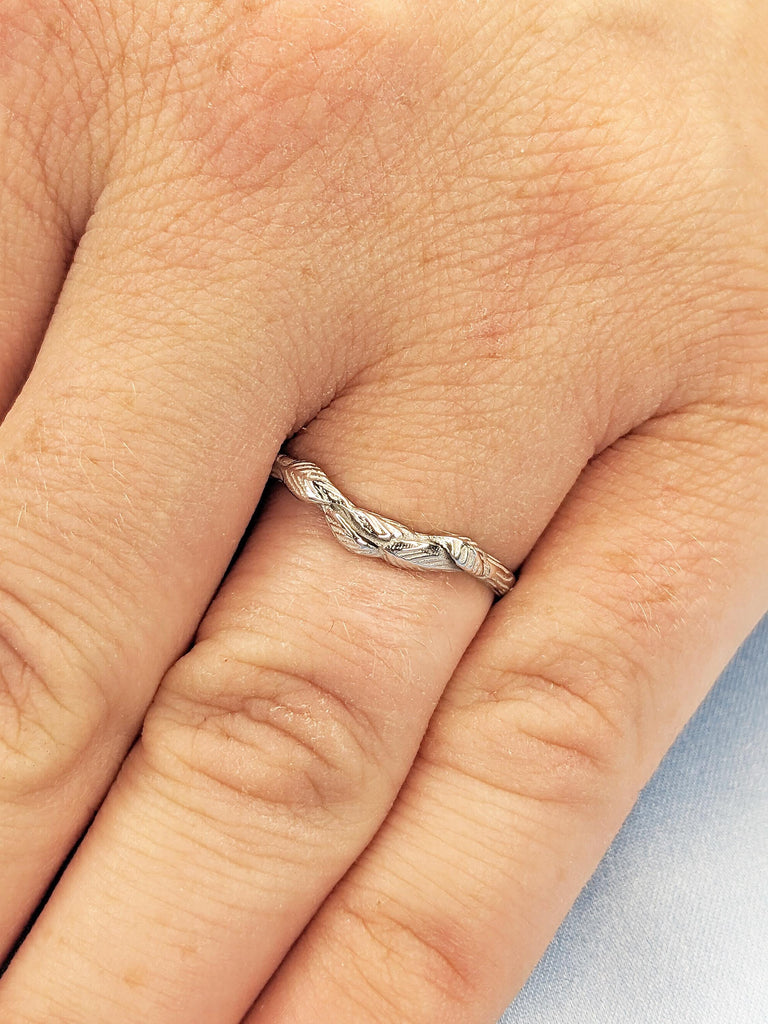 Nature Inspired Ring, Dainty White Gold Ring, Curved Wedding Band, Nature Ring, Matching Ring, Leaf Ring, Unique Wedding Ring, Floral Ring